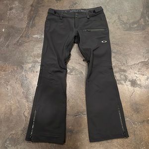 Oakley Ski or snowboard pants